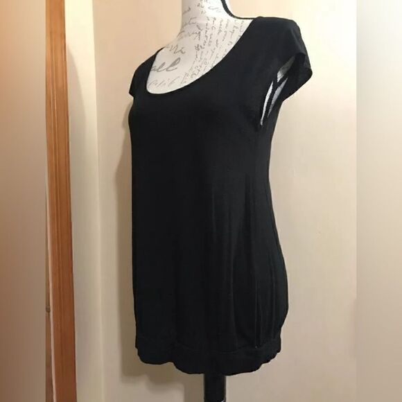 Ann Taylor Women's Black Sleeveless Top Blouse Shirt - Size Medium - Picture 3 of 7